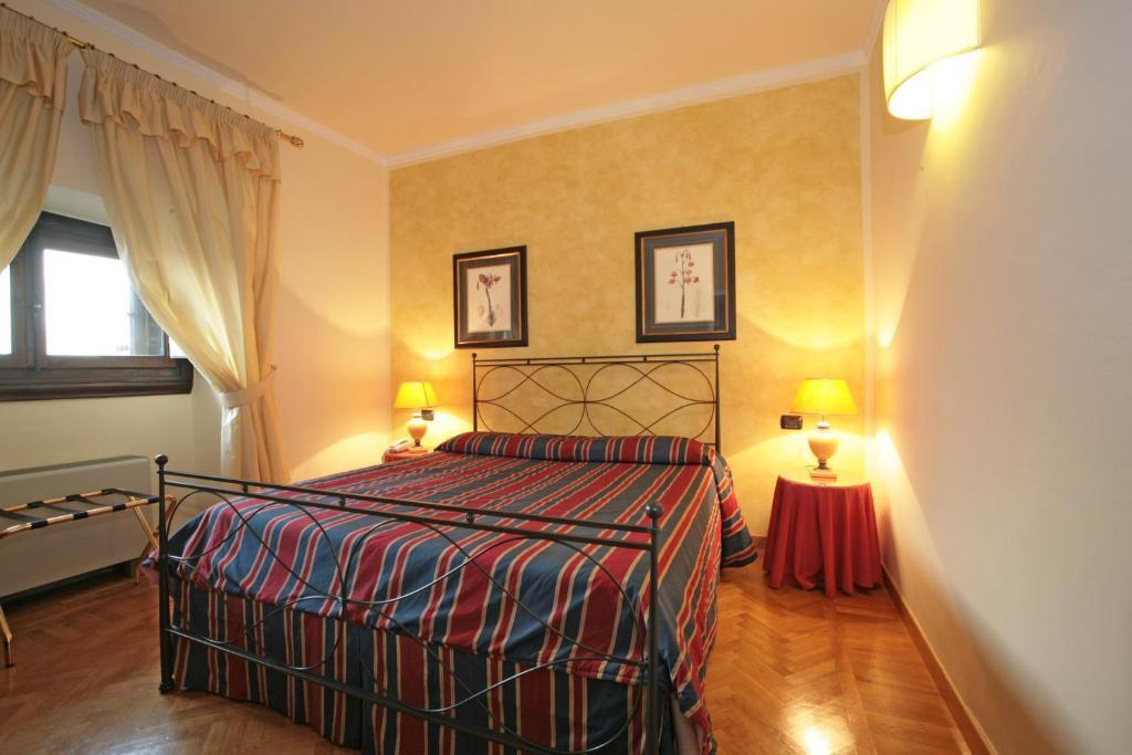 Palazzo Gamba Apartments Al Duomo Florencie Pokoj fotografie